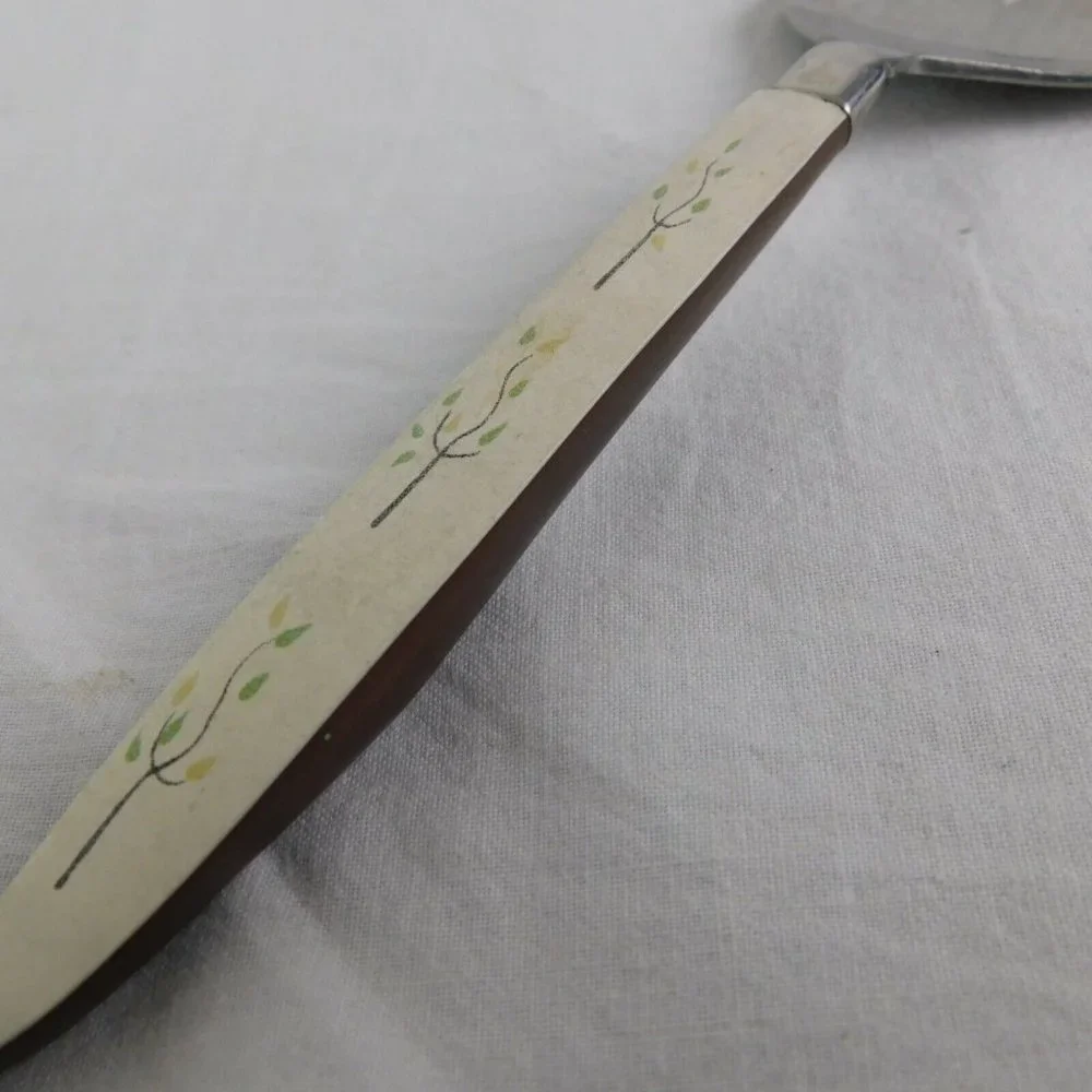 Ekco Epic 1940s Stainless/Plastic Two Tone Tree Whimsical Pie Cake Server
